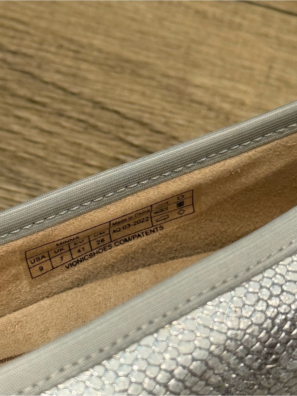 Vionic Spark Minna leather ballet flats in silver metal snake size 9 - Picture 8 of 8